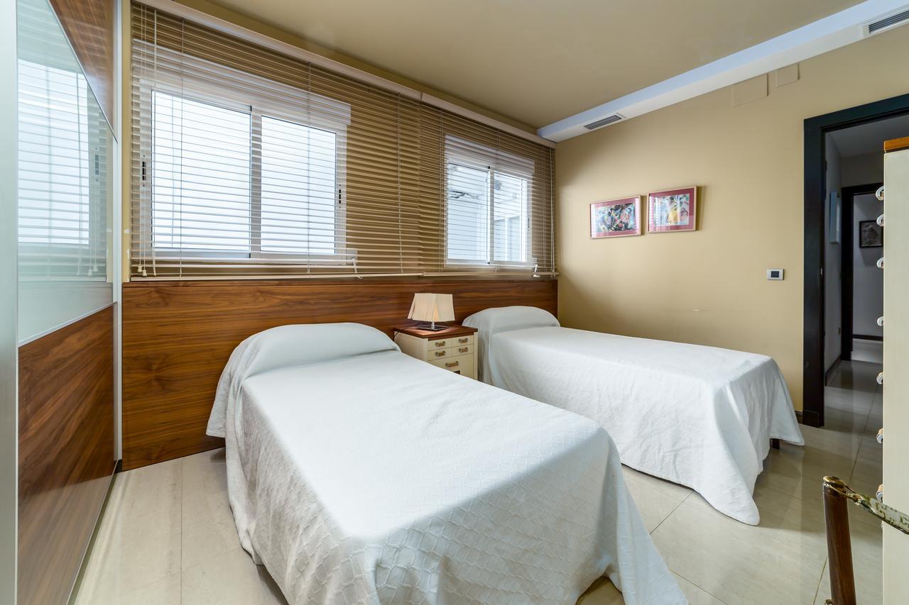 Travel Habitat Atico Ciutat Vella. Apartment บาเลนเซีย ภายนอก รูปภาพ