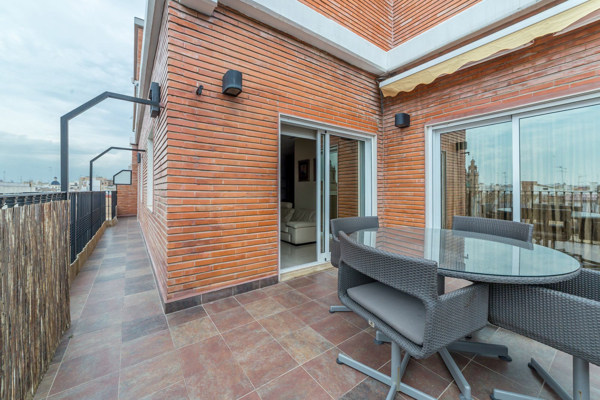 Travel Habitat Atico Ciutat Vella. Apartment บาเลนเซีย ภายนอก รูปภาพ